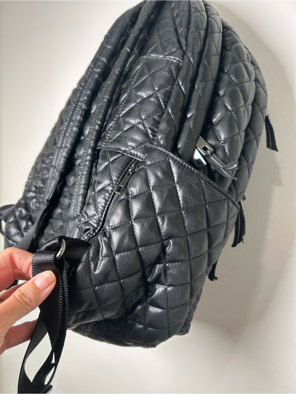 Oliver Thomas Large Wingwoman Laptop Backpack black quilted travel work - Picture 5 of 9